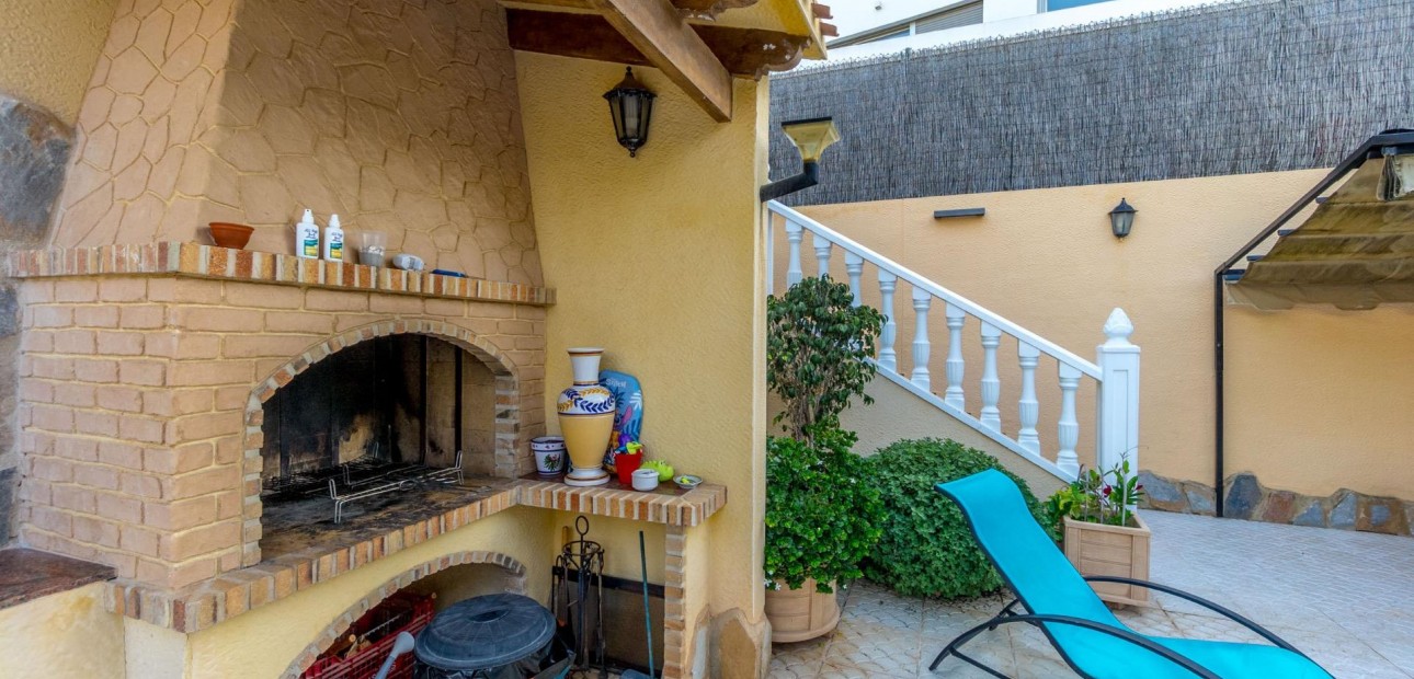 Sale - Detached Villa -
Torrevieja - Los Balcones