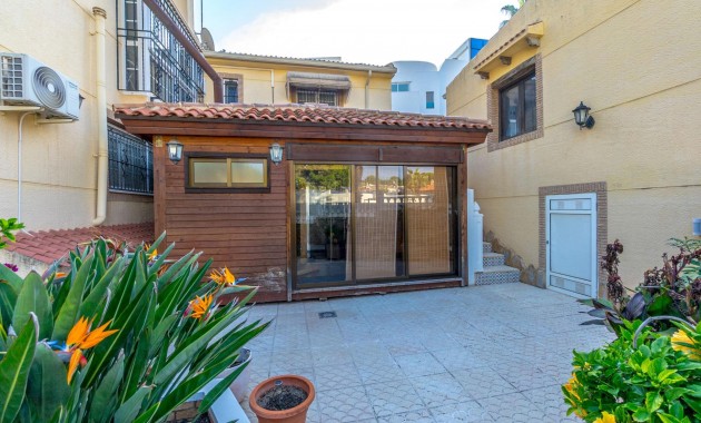 Sale - Detached Villa -
Torrevieja - Los Balcones