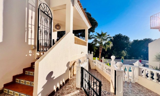 Herverkoop - Detached Villa -
Orihuela Costa - Las Ramblas