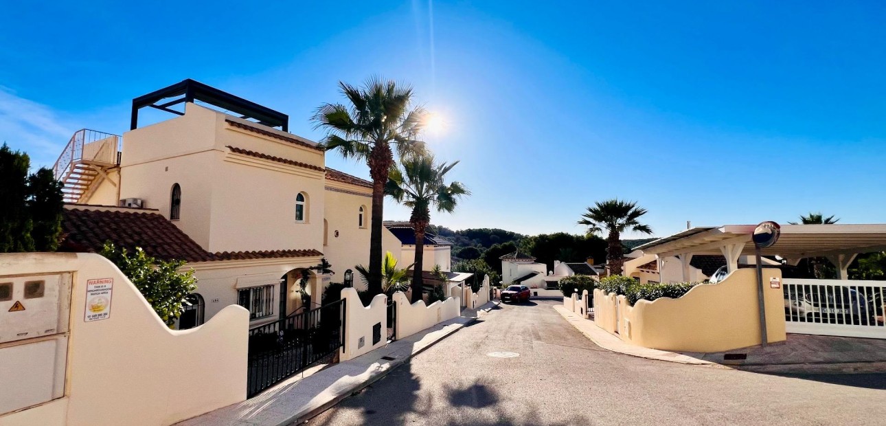 Herverkoop - Detached Villa -
Orihuela Costa - Las Ramblas