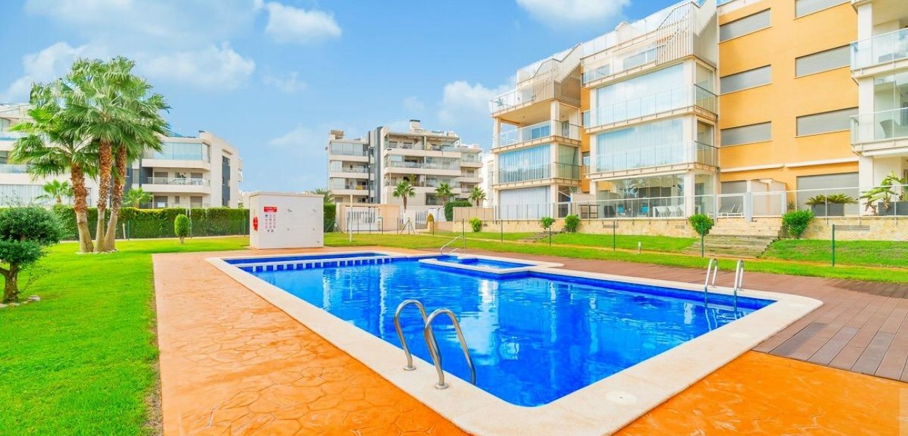 Sale - Apartment / flat -
Orihuela Costa - Los Dolses