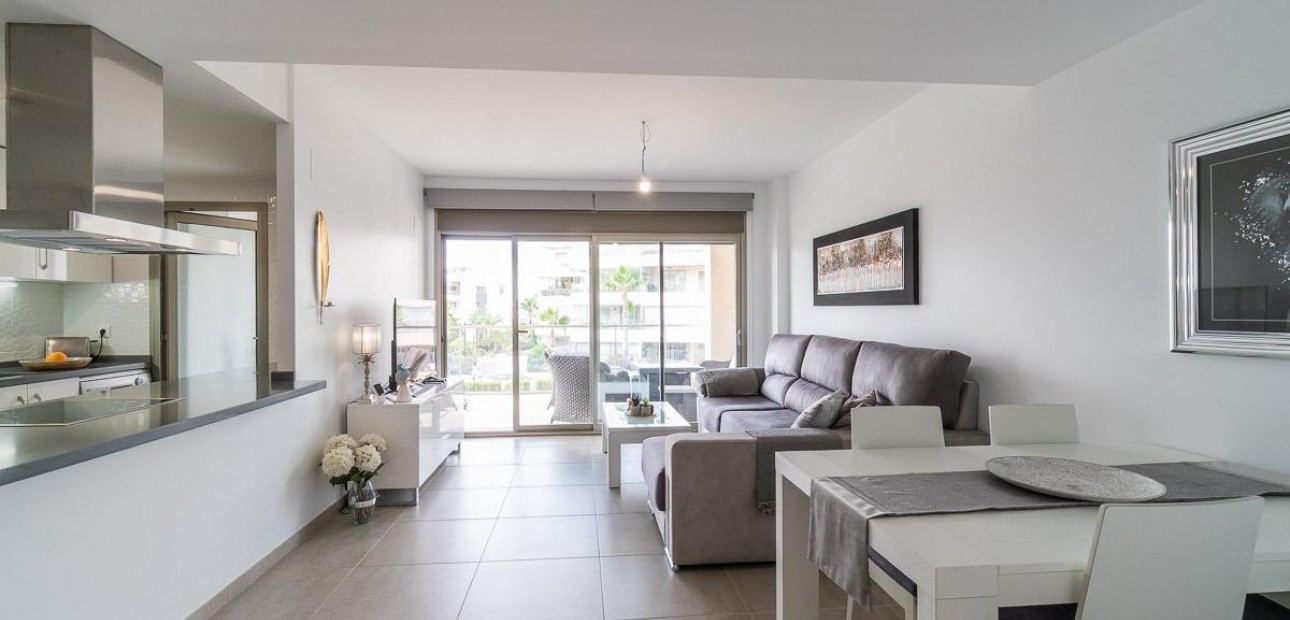 Sale - Apartment / flat -
Orihuela Costa - Los Dolses