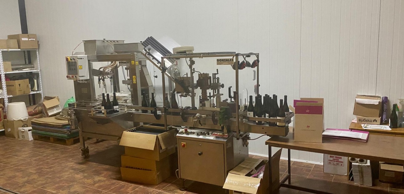 Venta - Cellar -
Albacete