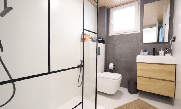 Venta - Apartamento / piso -
Pilar de la Horadada - Zona Pueblo