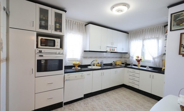 Venta - Villa -
Orihuela Costa - Villamartín-Las Filipinas