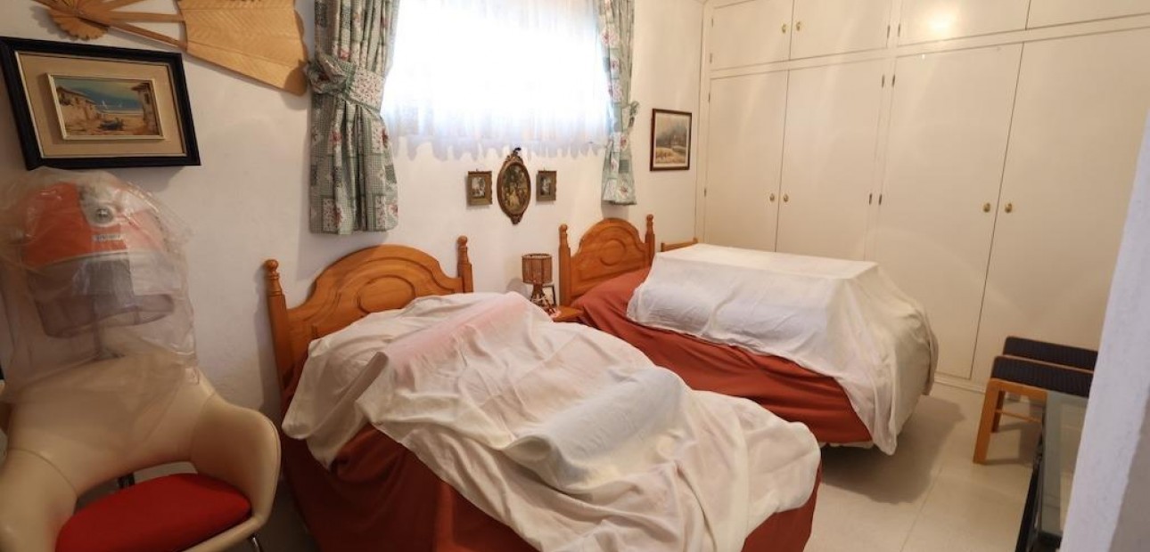 Venta - Villa -
Orihuela Costa - Villamartín-Las Filipinas