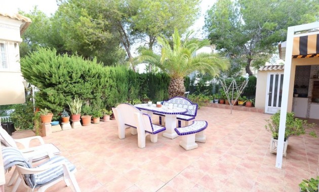 Venta - Villa -
Orihuela Costa - Villamartín-Las Filipinas