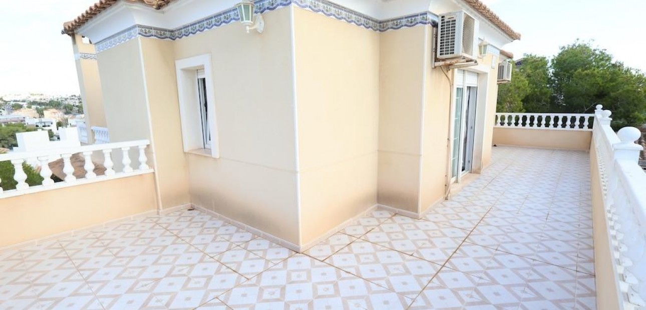 Venta - Villa -
Orihuela Costa - Villamartín-Las Filipinas