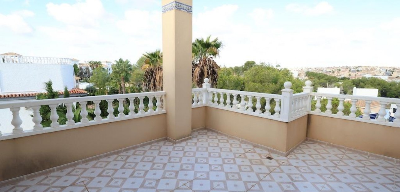 Venta - Villa -
Orihuela Costa - Villamartín-Las Filipinas