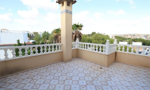 Venta - Villa -
Orihuela Costa - Villamartín-Las Filipinas
