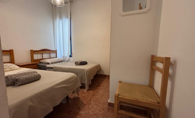 Venta - Apartamento / piso -
Torrevieja - Centro