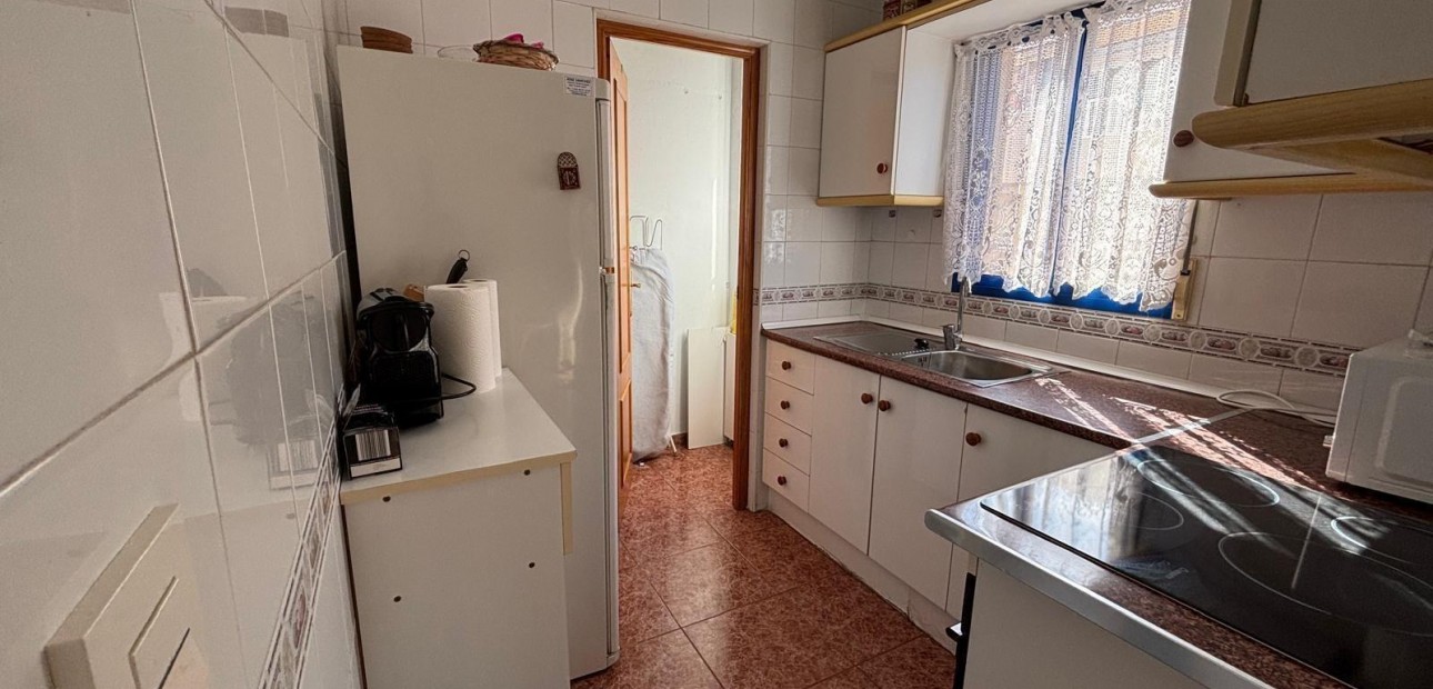 Venta - Apartamento / piso -
Torrevieja - Centro