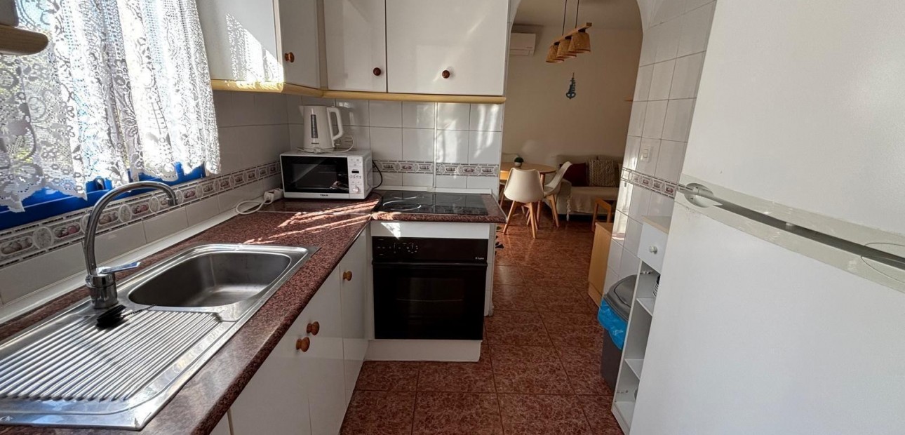 Venta - Apartamento / piso -
Torrevieja - Centro