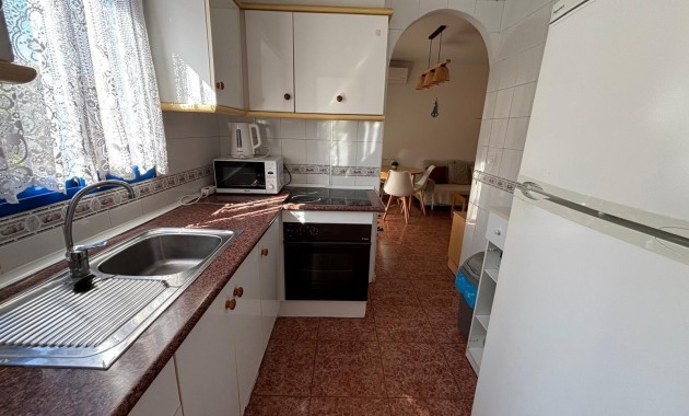 Venta - Apartamento / piso -
Torrevieja - Centro