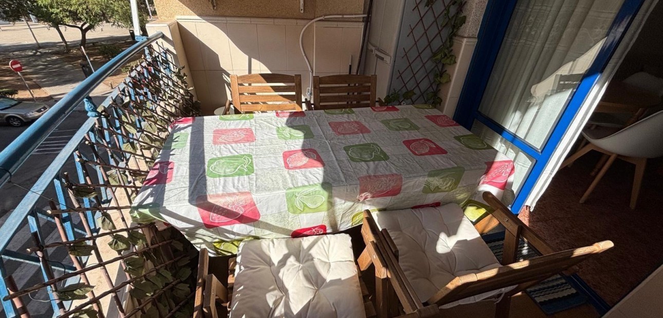 Venta - Apartamento / piso -
Torrevieja - Centro