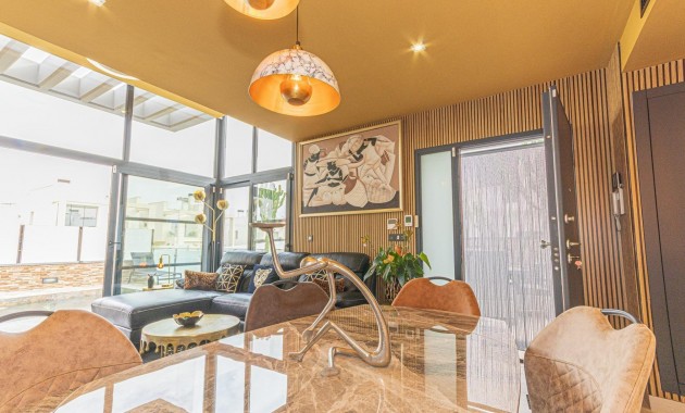 Venta - Villa -
Orihuela Costa - Lomas de Cabo Roig