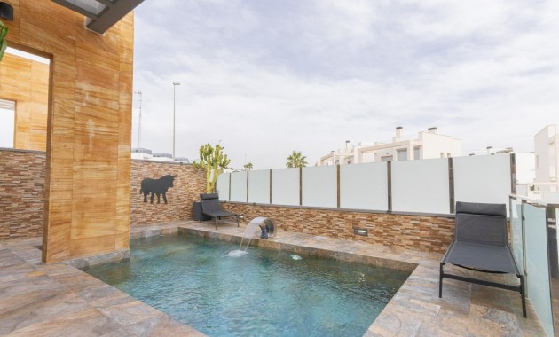 Venta - Villa -
Orihuela Costa - Lomas de Cabo Roig