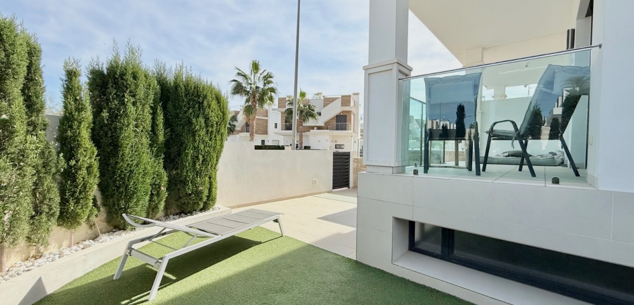 Venta - Adosado -
Ciudad Quesada - Lo Marabu