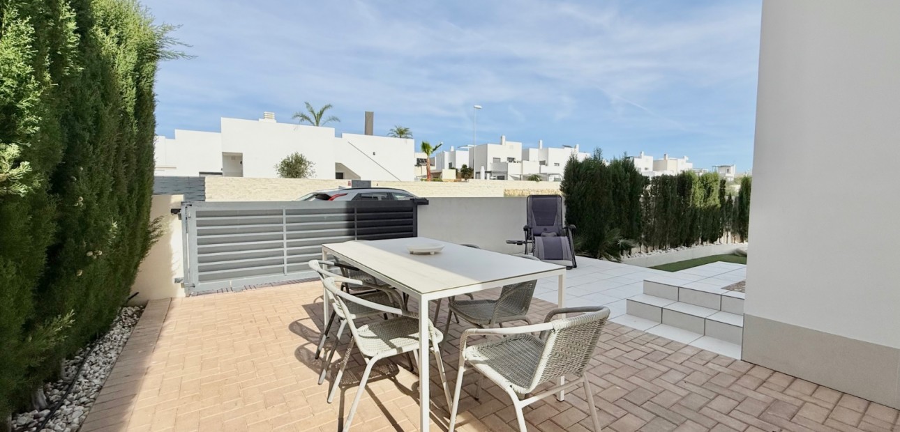 Venta - Adosado -
Ciudad Quesada - Lo Marabu