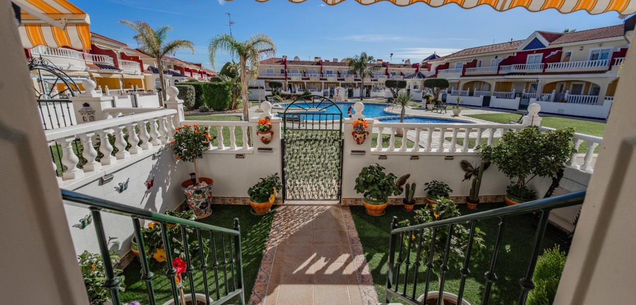 Venta - Adosado -
Ciudad Quesada - Lo Marabu