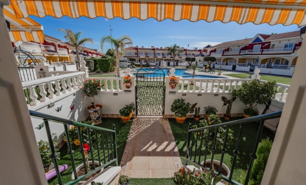 Venta - Adosado -
Ciudad Quesada - Lo Marabu