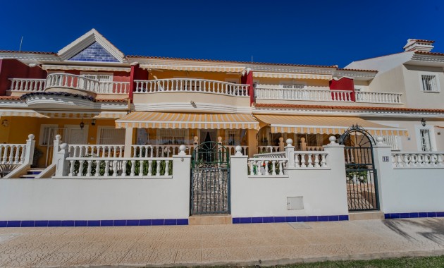 Venta - Adosado -
Ciudad Quesada - Lo Marabu