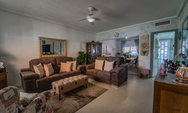 Venta - Adosado -
Ciudad Quesada - Lo Marabu