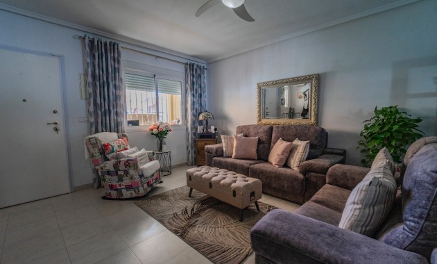 Venta - Adosado -
Ciudad Quesada - Lo Marabu