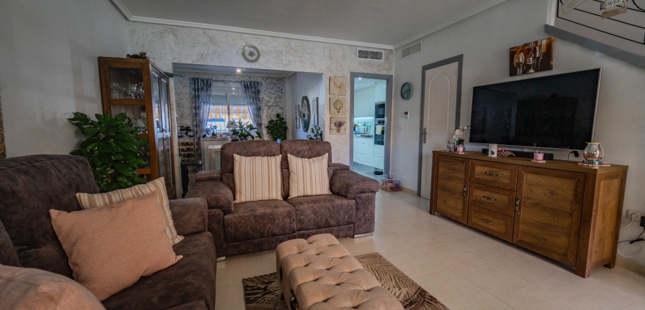 Venta - Adosado -
Ciudad Quesada - Lo Marabu