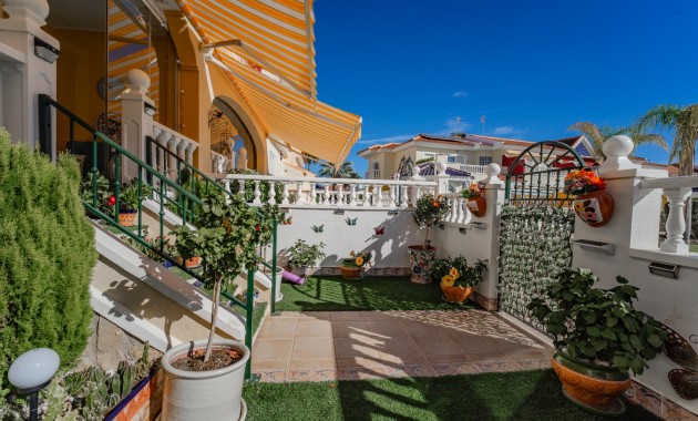 Venta - Adosado -
Ciudad Quesada - Lo Marabu