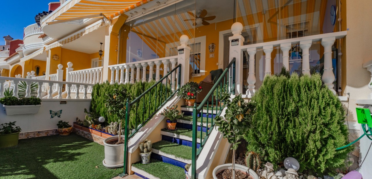 Venta - Adosado -
Ciudad Quesada - Lo Marabu