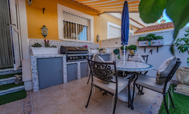 Venta - Adosado -
Ciudad Quesada - Lo Marabu