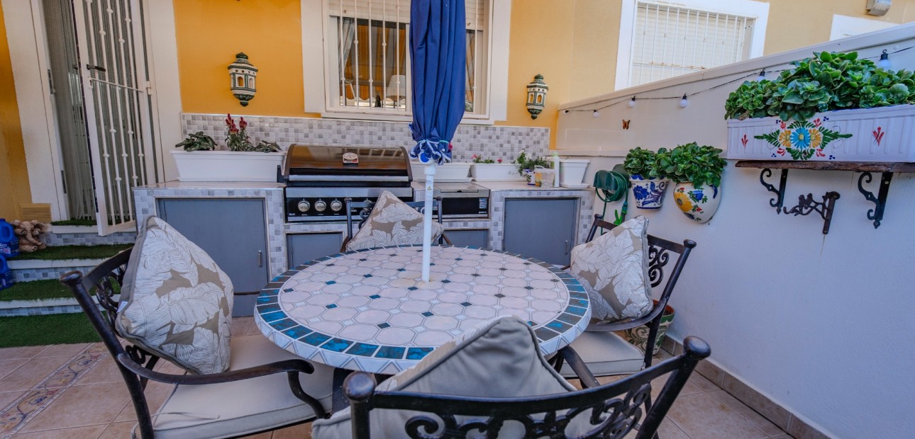 Venta - Adosado -
Ciudad Quesada - Lo Marabu