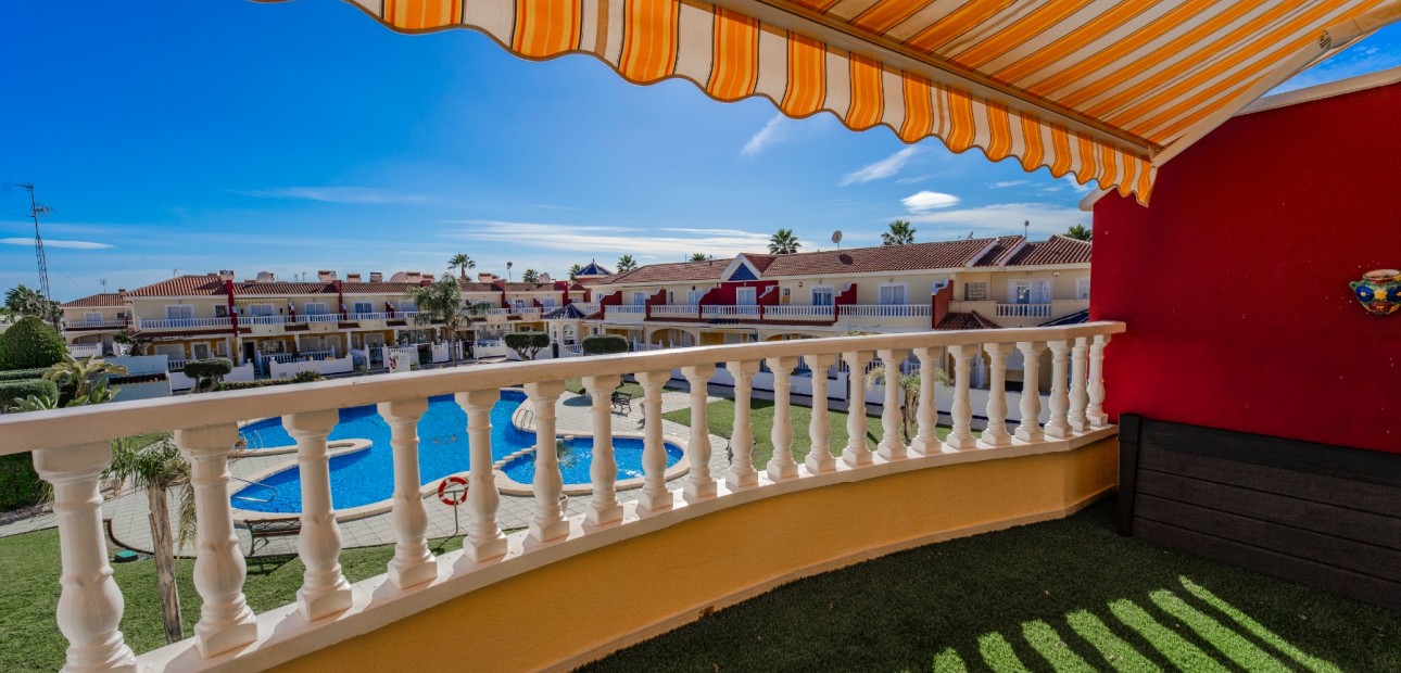 Venta - Adosado -
Ciudad Quesada - Lo Marabu