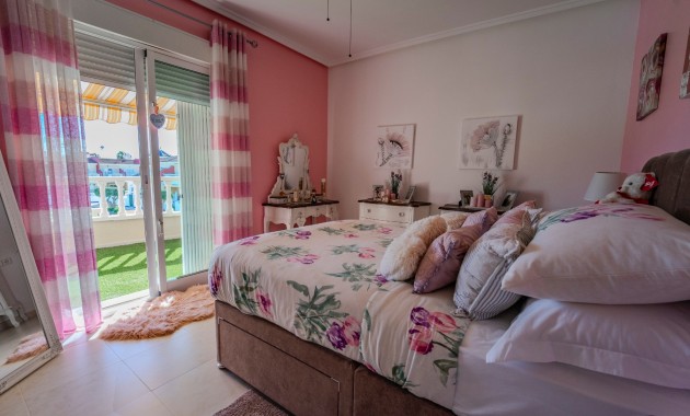 Venta - Adosado -
Ciudad Quesada - Lo Marabu