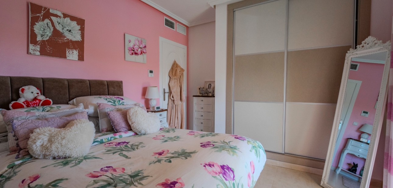 Venta - Adosado -
Ciudad Quesada - Lo Marabu