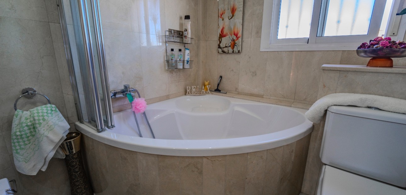 Venta - Adosado -
Ciudad Quesada - Lo Marabu