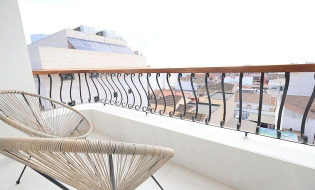 Sale - Apartment / flat -
Pilar de la Horadada - Zona Pueblo