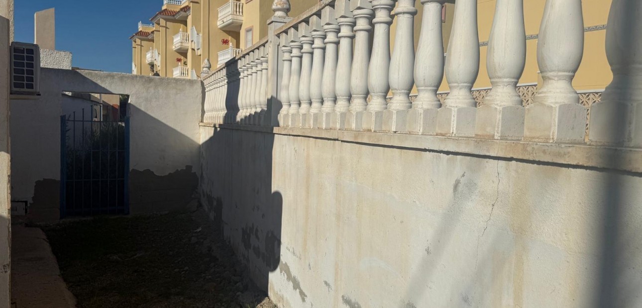 Sale - Villa -
Orihuela Costa - Playa Flamenca Norte