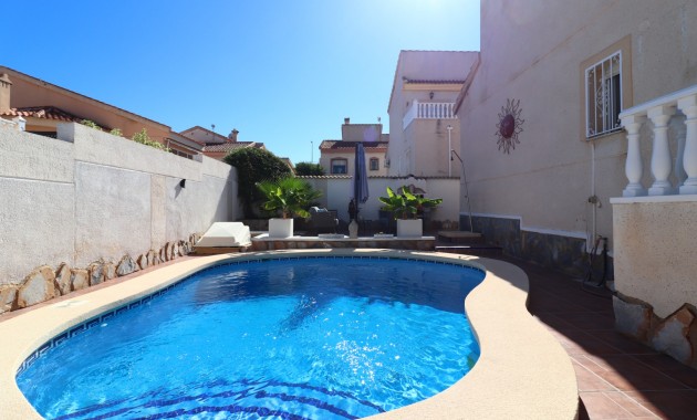 Sale - Detached Villa -
Benimar - Benimar II