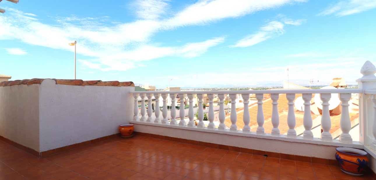 Sale - Detached Villa -
Benimar - Benimar II