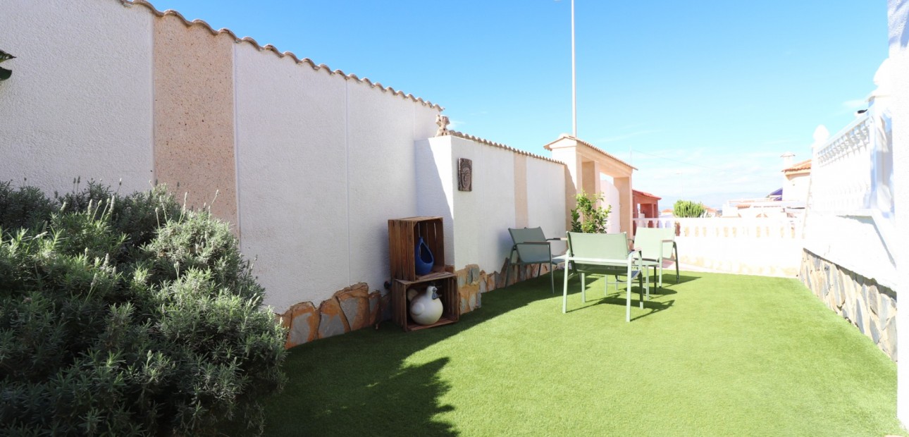 Sale - Detached Villa -
Benimar - Benimar II