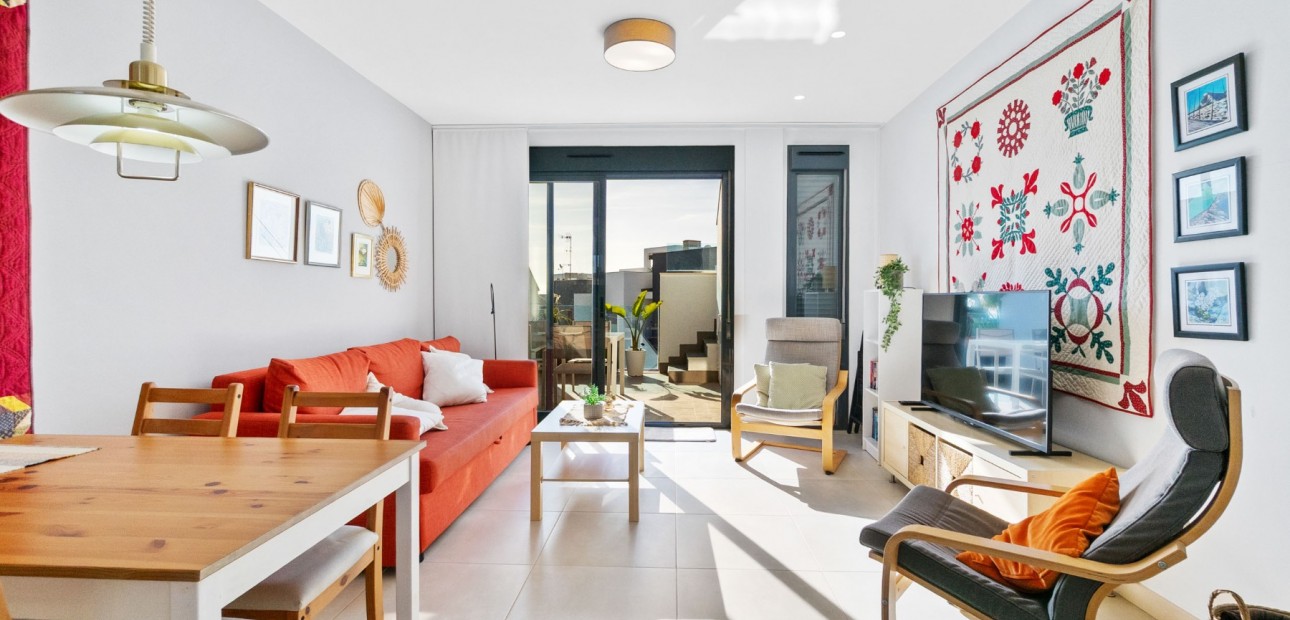 Sale - Apartment / flat -
Torrevieja - Punta Prima