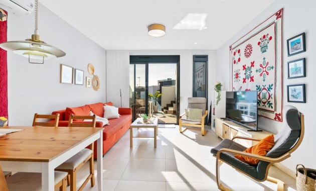 Sale - Apartment / flat -
Torrevieja - Punta Prima