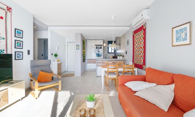 Sale - Apartment / flat -
Torrevieja - Punta Prima