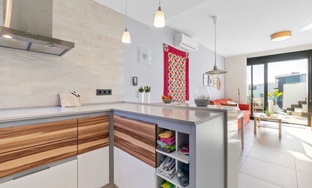 Sale - Apartment / flat -
Torrevieja - Punta Prima