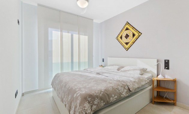 Sale - Apartment / flat -
Torrevieja - Punta Prima