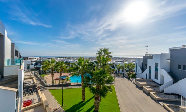 Sale - Apartment / flat -
Torrevieja - Punta Prima