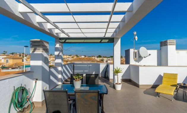 Sale - Apartment / flat -
Torrevieja - Punta Prima