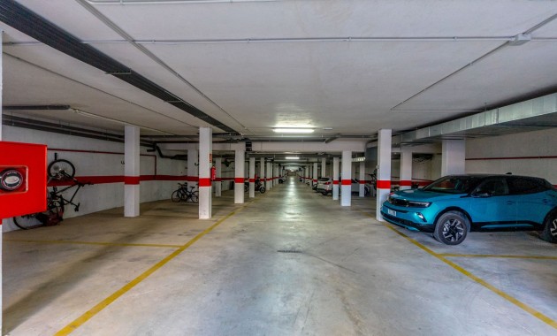 Sale - Apartment / flat -
Torrevieja - Punta Prima